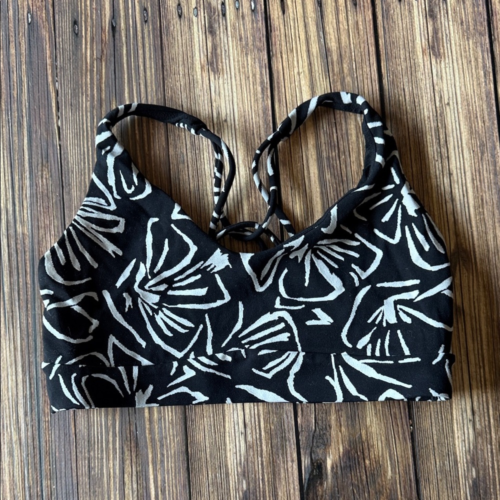 Athleta Black and White Print Strap Back Sports Bra S
